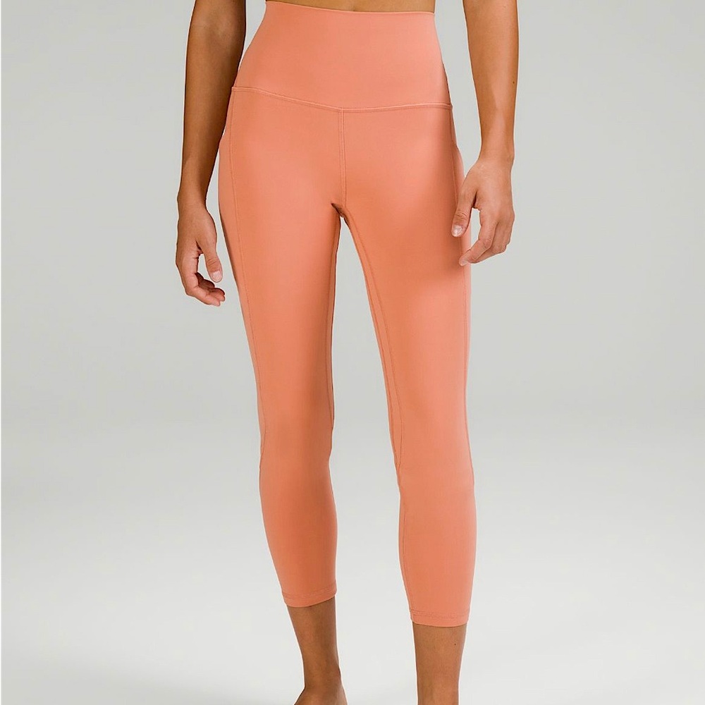 Lululemon Workout Leggings - Picture 1 of 4